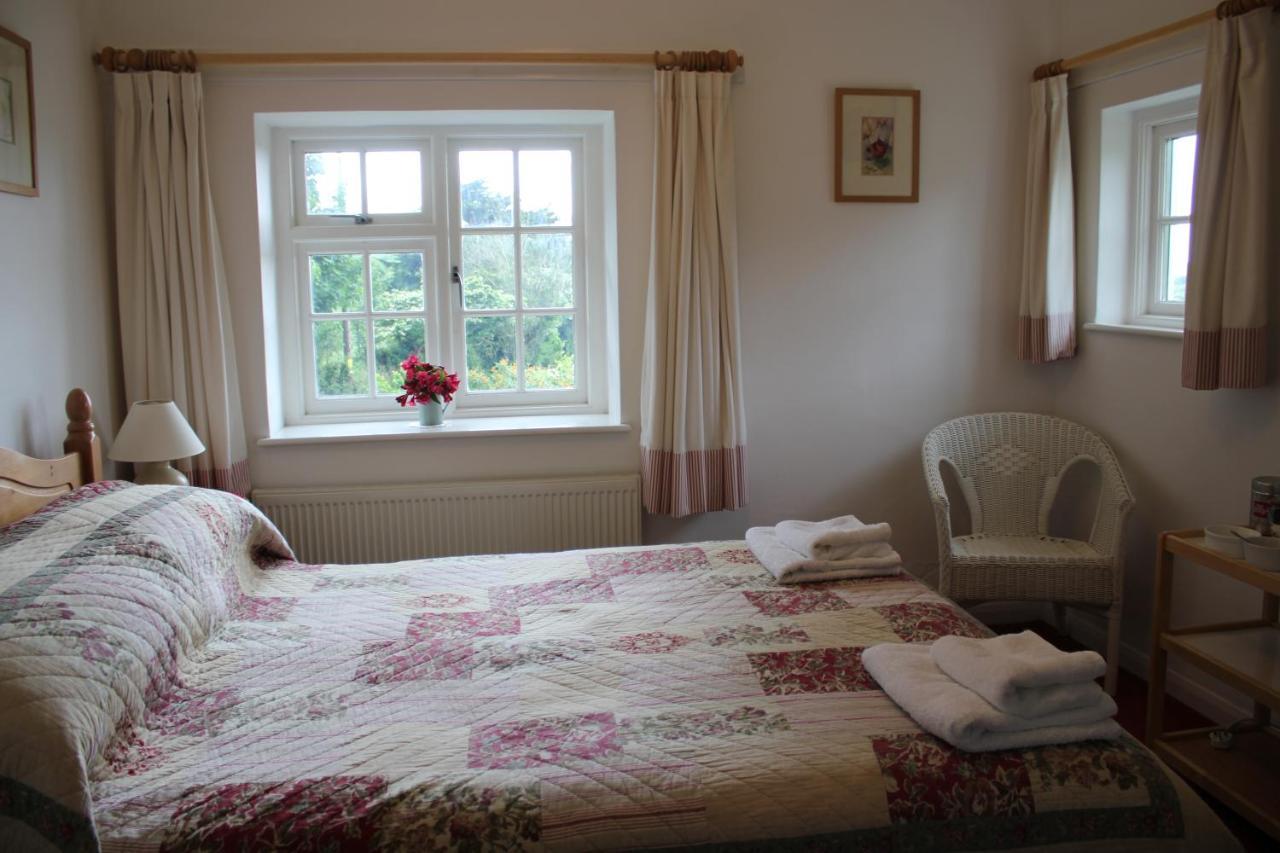 Coombe Farmhouse Bed & Breakfast St Ives Екстериор снимка