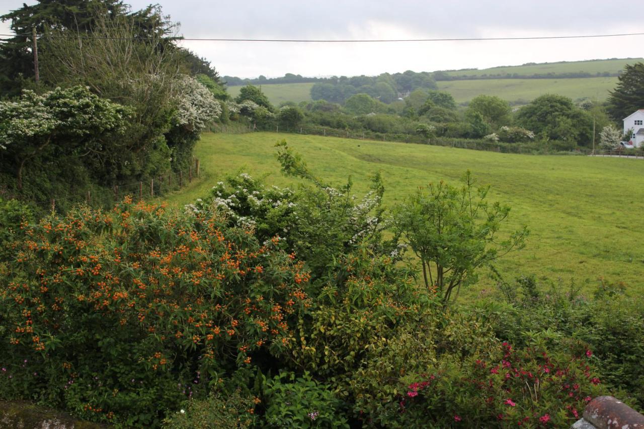 Coombe Farmhouse Bed & Breakfast St Ives Екстериор снимка